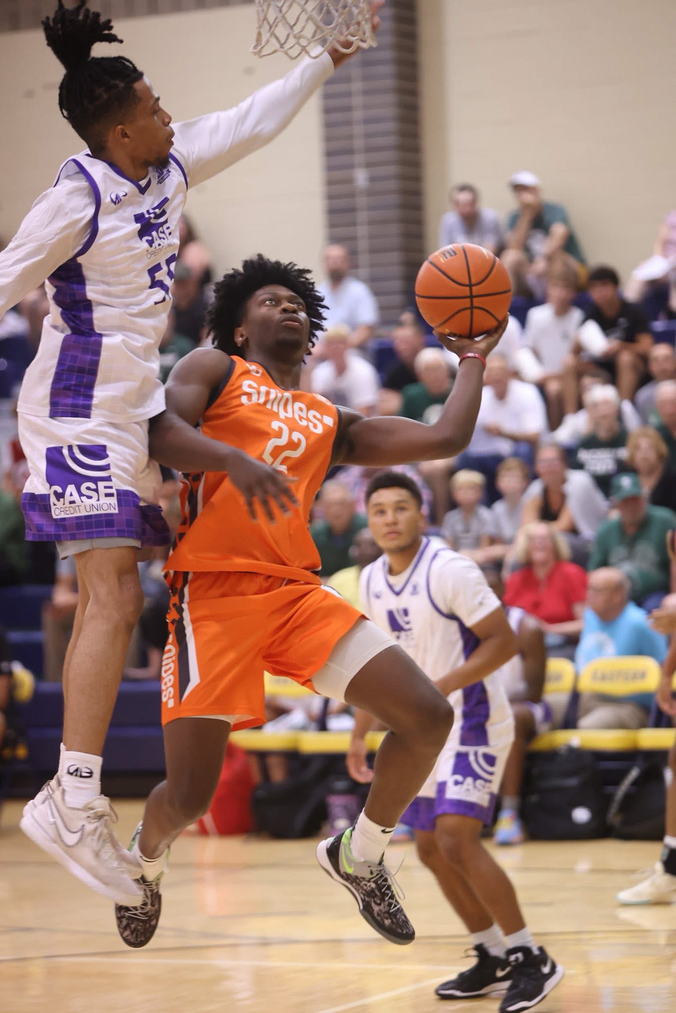 DeAire Lee defensive game action